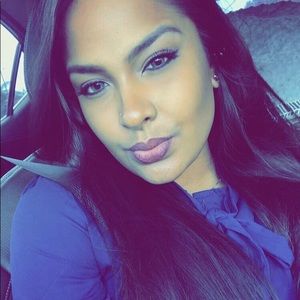 Meet your Posher, Denise